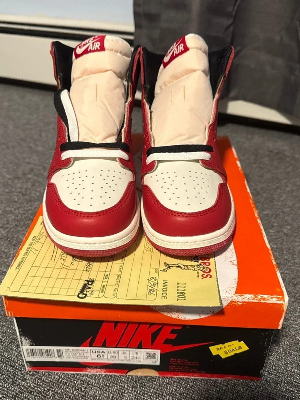 Nike Air Jordan 1 High Vintage Chicago Red White Black